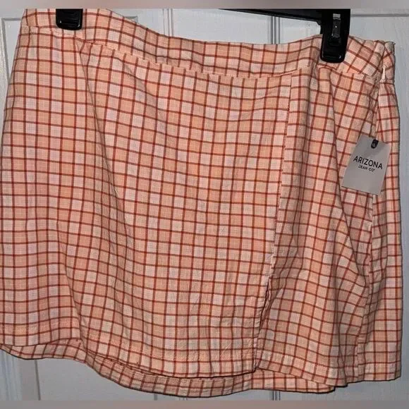 Women's/Juniors Mid Rise Scooter Skirt - Size Large - Picture 5 of 7